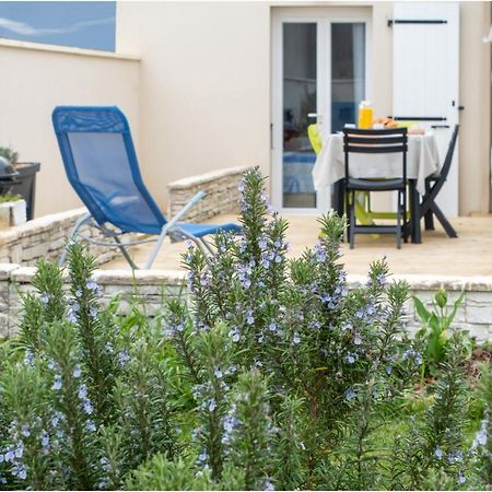 "Le Pirate Beneze"Gite Insolite,Situation Ideale,Accueil Attentionne Trizay Exterior photo